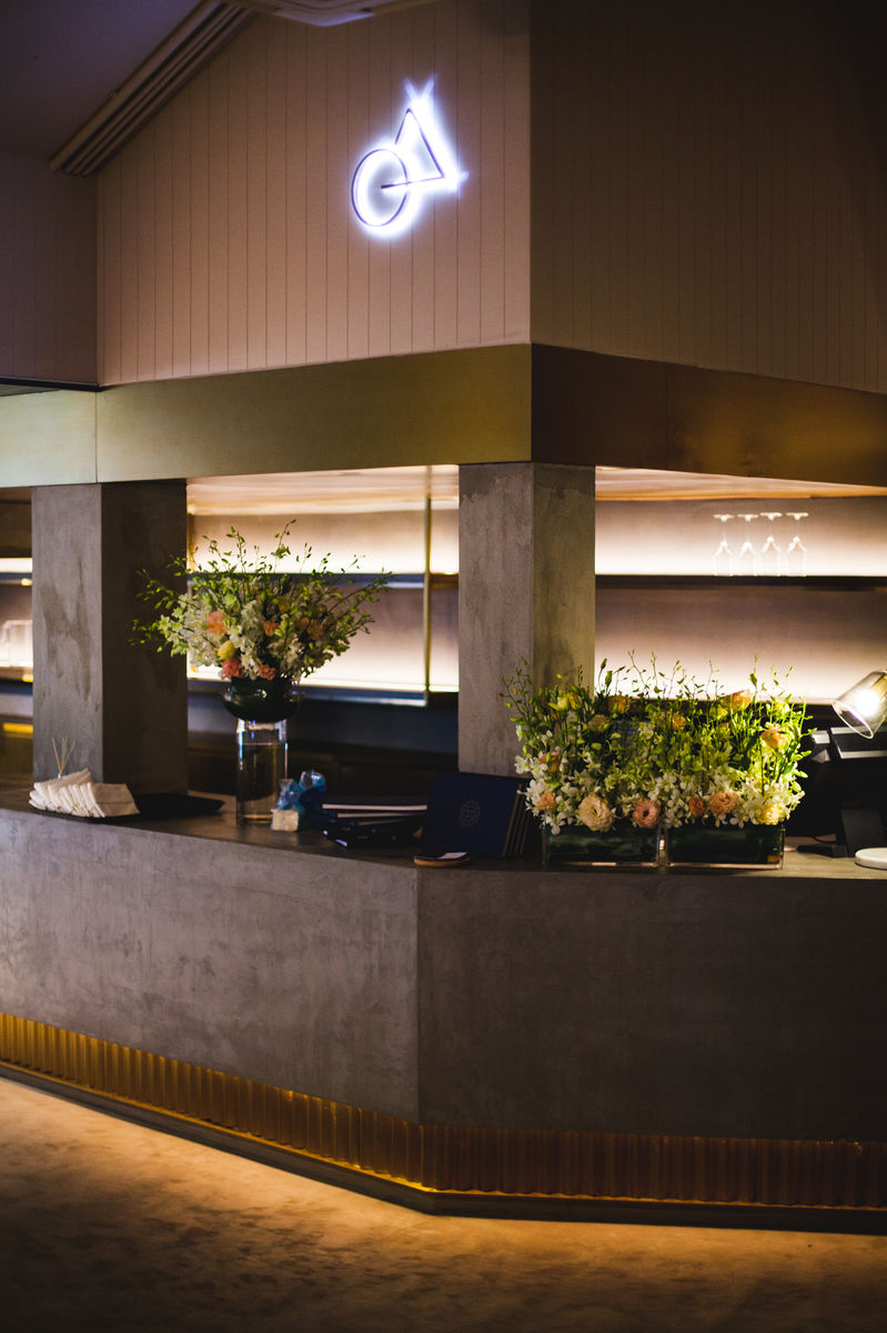 Bar counter